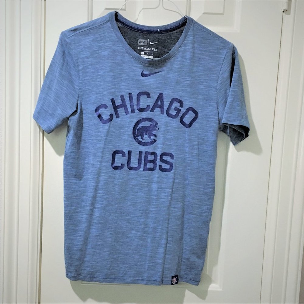 MBA Chicago Cubs baseball Nike Dri-fit t-shirt size small Tee Sale! $7 or 2/$10